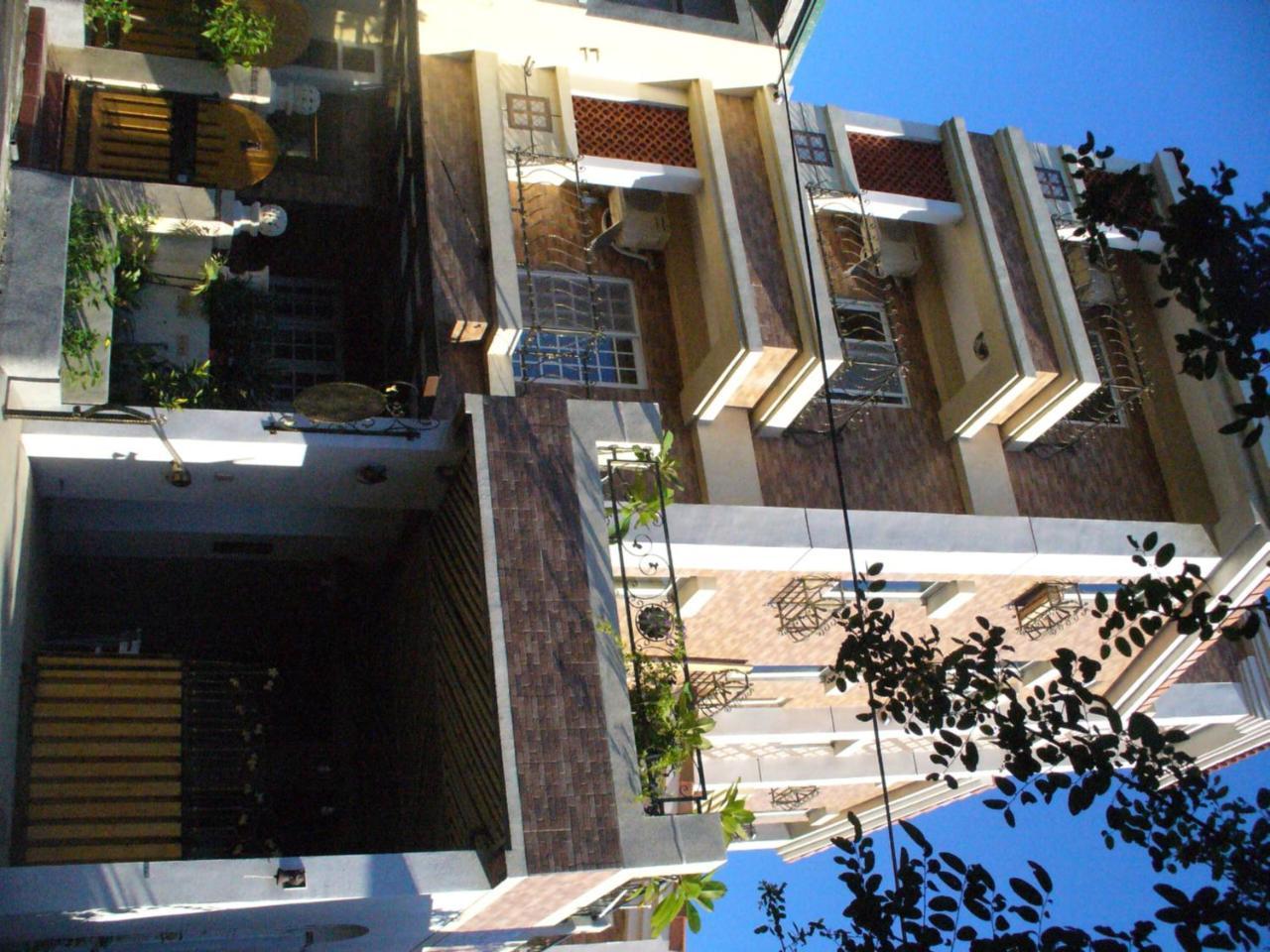 Alongs Garden Bed and Breakfast Heng-ch'un Eksteriør billede