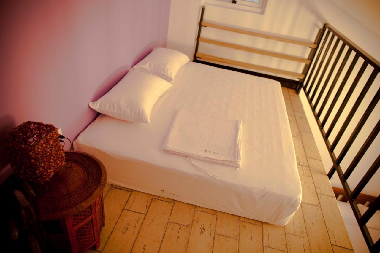 Alongs Garden Bed and Breakfast Heng-ch'un Eksteriør billede